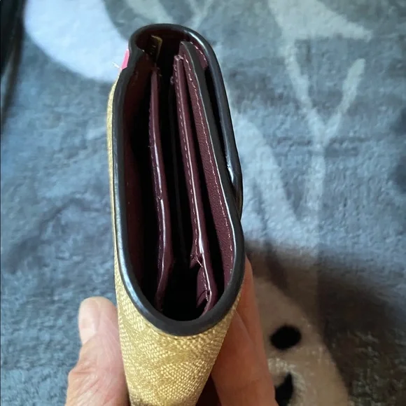 Coach Pink and Beige Signature Wallet new - Picture 4 of 14